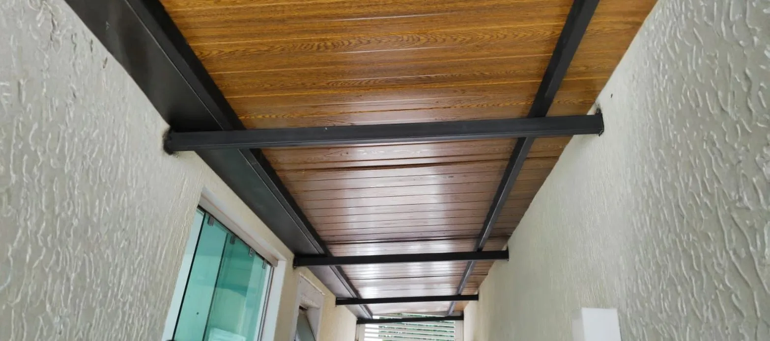 Fábrica da Mundial Telhas Termoacústicas em Uruaçu-GO.